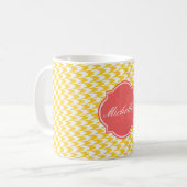 Freesia Houndstooth Monogram Mok (Voorkant links)