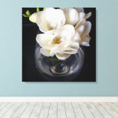 freesia night cup canvas afdruk (Insitu (Houten vloer))