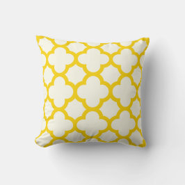 Freesia Yellow Quatrefoil Sierkussen