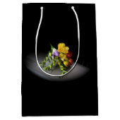 Freesias in de schijnwerpers medium cadeauzakje (Voorkant)