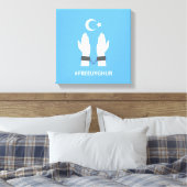 #FREEUYGHUR CANVAS AFDRUK (Insitu (Slaapkamer))