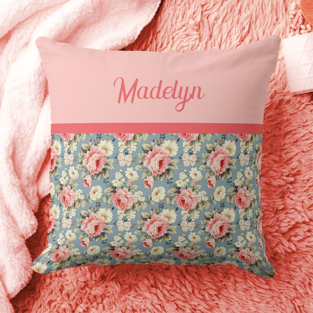 French Country Garden Floral Pink Monogram Name Kussen (Creator heeft geüpload)