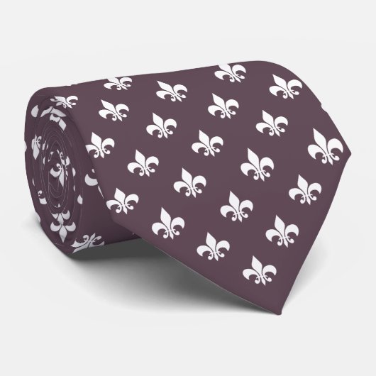 French Fleur de Lis Pattern Dark Mauve Paarse Stropdas (Opgerold)