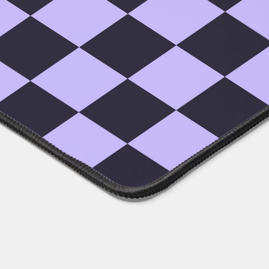 French lilac checkerboard pattern bureaumat (Hoek)