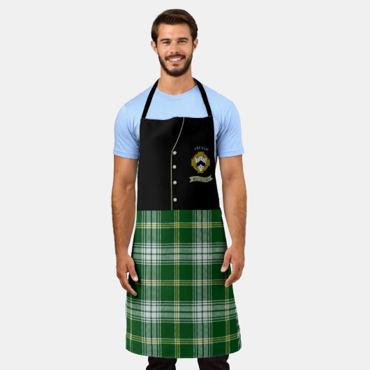 French Shield & Tartan Gepersonaliseerde Kilt Schort (Gedragen)