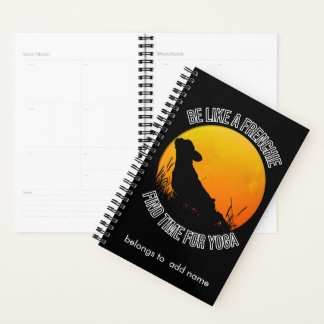 Frenchi Yoga op zonsondergang zwarte cover Planner