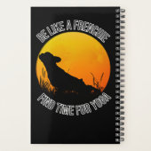 Frenchi Yoga op zonsondergang zwarte cover Planner (Achterkant)