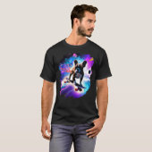 Frenchie French Bulldog Skateboarding Space Retro T-shirt (Voorkant volledig)