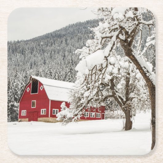 Fresh snow on red barn kartonnen onderzetters (Voorkant)