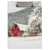 Fresh snow on red barn klembord (Voorkant)