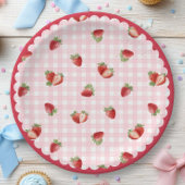 Fresh Strawberry with Pink Gingham Pattern Papieren Bordje