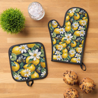 Fresh Yellow Lemons With Busy Bees & White Blooms Ovenwant & Pannenlap Set