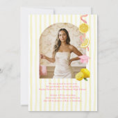 Freshly Graduated Lemonade Graduation Aankondiging (Achterkant)