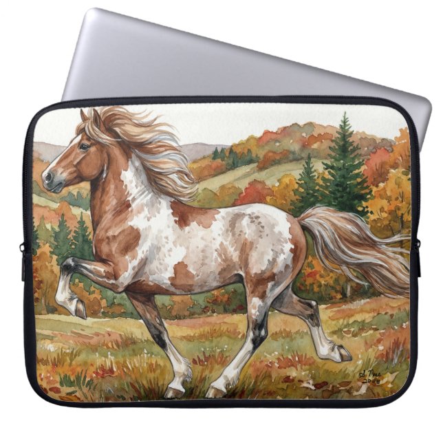 Freya Icelandic Horse in Autumn Forest Laptop Sleeve (Voorkant)