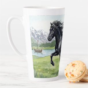 Freydis Black Horse in Noordse Landschap Latte Mok