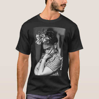 Frida Kahlo Essential T-Shirt