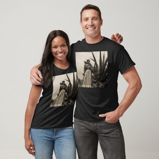 Frida Kahlo in Mexico Classic Essential T-Shirt (Unisex)