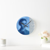 FRIDA KAHLO PIXELED BIOGRAPHY CLOCK BLUE RONDE KLOK (Huis)