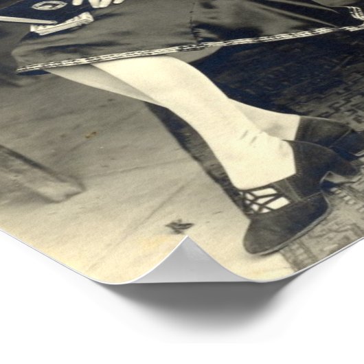 Frida Kahlo Seated Poster (Hoek)