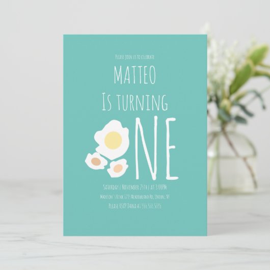 Fried Egg First Birthday Invitation Kaart (Staand voorkant)