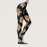 Fried Egg Pattern op Black Leggings<br><div class="desc">Begin een gesprek wanneer u deze draag. Als je op zoek bent naar een opvallende show die stopt, een menigte die leggings pleziert, hier zijn ze. Wat je ook voor reden hebt om een gesprek te beginnen, deze zullen je goed op weg helpen. Een gebakken ei op een zwarte achtergrond....</div>