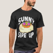 Fried Egg Wearing Sunny Egg T-shirt (Voorkant)