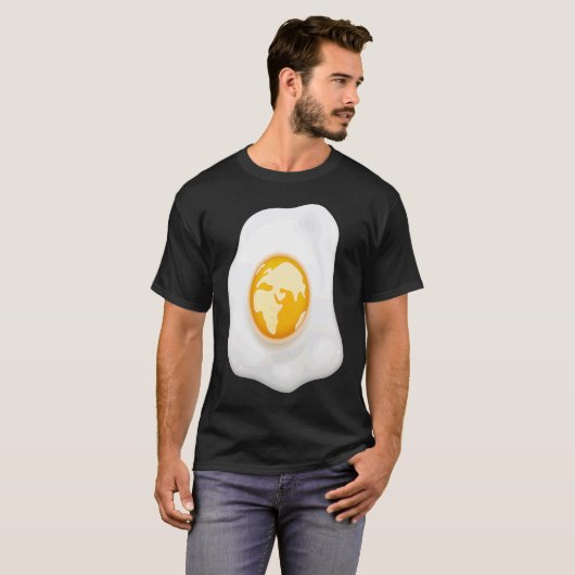 Fried Egg With Earth Globe on Yolk Costume T-shirt (Voorkant volledig)