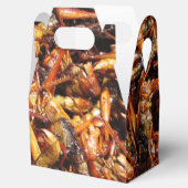 Fried Grasshopper (Takkataen Thot) Asian Food Bedankdoosjes (Geopend)