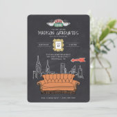 FRIENDS™ Central Perk Schoolbord Afstudeerfeest Kaart (Staand voorkant)