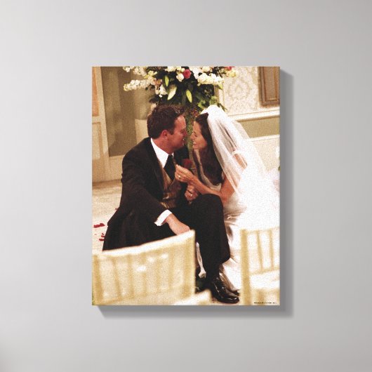 FRIENDS™ | Chandler & Monica Getrouwd Canvas Afdruk (Voorkant)