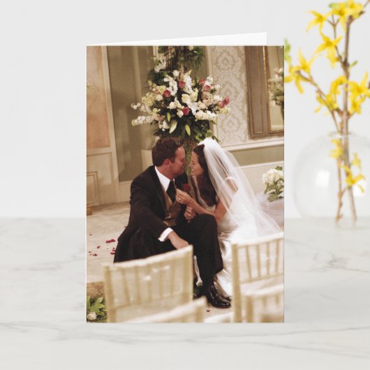 FRIENDS™ | Chandler & Monica Married Kaart (Gele Bloem)