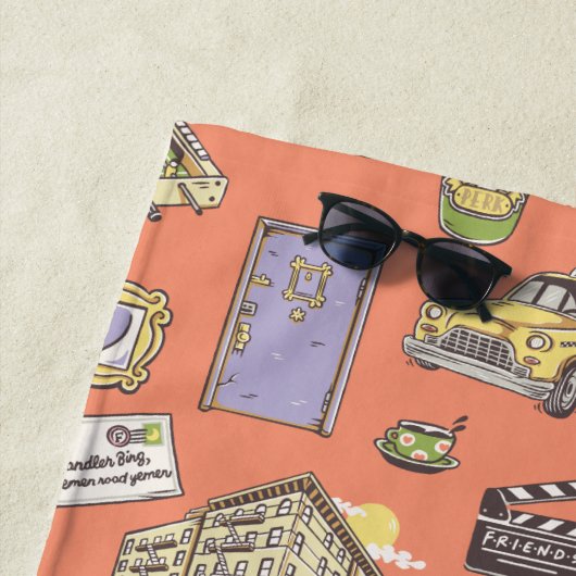 FRIENDS™ Colorful Icons Pattern Strandlaken (In situ)