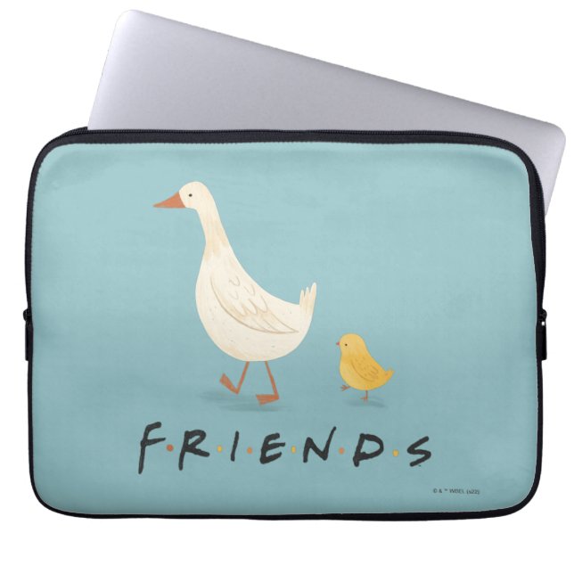 FRIENDS™ | Het Kuiken en de Eend Laptop Sleeve (Voorkant)
