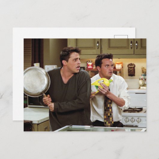 FRIENDS™ | Joey & Chandler Scared Uitnodiging Briefkaart (Voorkant / Achterkant)