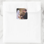 FRIENDS™ | Joey Marries Monica & Chandler Vierkante Sticker (Tas)
