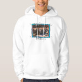 FRIENDS™ | Joey, Ross en Chandler op de Couch Hoodie (Voorkant)