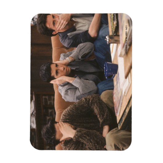 FRIENDS™ | Joey, Ross en Chandler op de Couch Magneet (Verticaal)