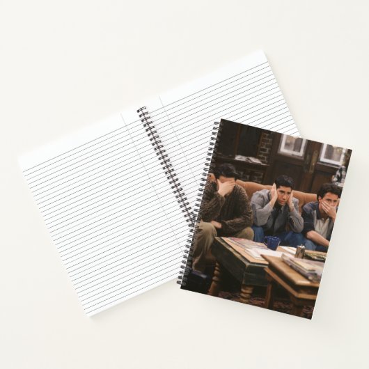 FRIENDS™ | Joey, Ross en Chandler op de Couch Notitieboek (Binnen)