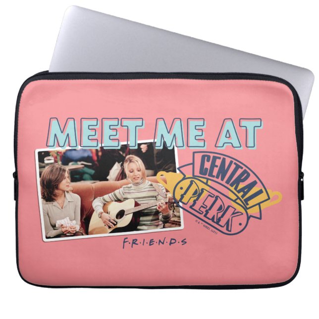 FRIENDS™ | Ontmoet me bij Central Perk Laptop Sleeve (Voorkant)