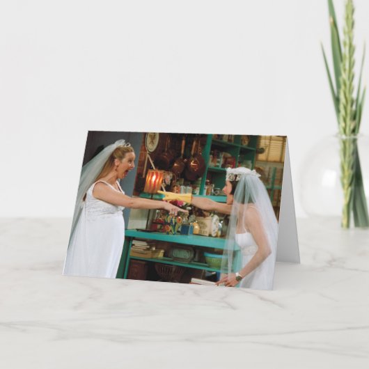 FRIENDS™ | Phoebe en Monica in Weddenschappen Kaart (Voorkant)