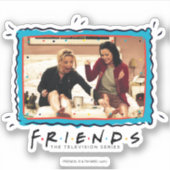 FRIENDS™ | Phoebe en Monica Waxing Legs Sticker (Voorkant)