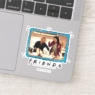 FRIENDS™   Phoebe en Monica Waxing Legs Sticker