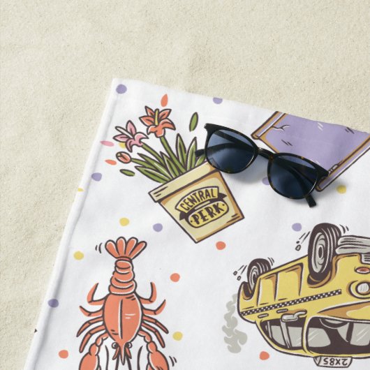 FRIENDS™ | Polka Dot Icon Pattern Strandlaken (In situ)