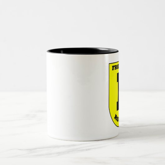 Friends Ringer Mok (Center)