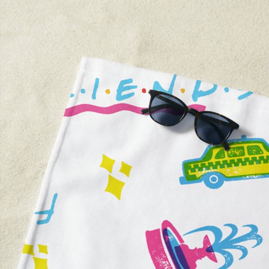 FRIENDS™ Taxi and Water Fountain Pattern Strandlaken (In situ)