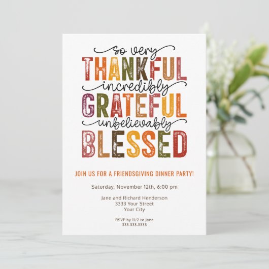 Friendsgiving Herfst Dinner Party Kaart (Staand voorkant)