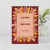 Friendsgiving Invitation Autumn Leaves Burgundy Kaart (Staand voorkant)