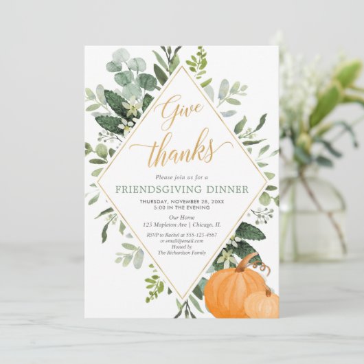 Friendsgiving met groene groene bladeren kaart (Staand voorkant)