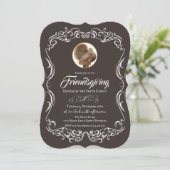 Friendsgiving Vintage Kerstmis Uitnodiging (Staand voorkant)