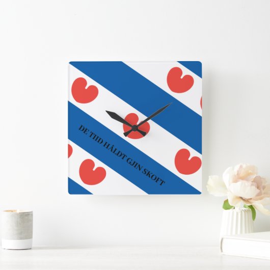 Friese klok met pompeblêd (Huis)